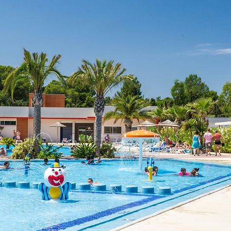 Camping L'Oasis Et California Hotel Le Barcares Exterior photo