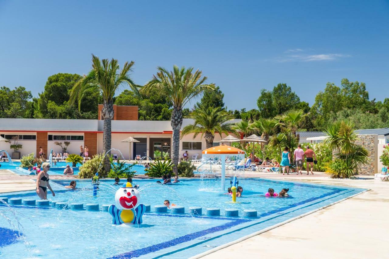 Camping L'Oasis Et California Hotel Le Barcares Exterior photo